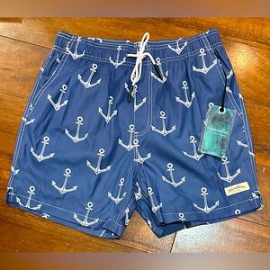 Men’s Island Haze swim trunks, has netting inside, new with tags, size medium.